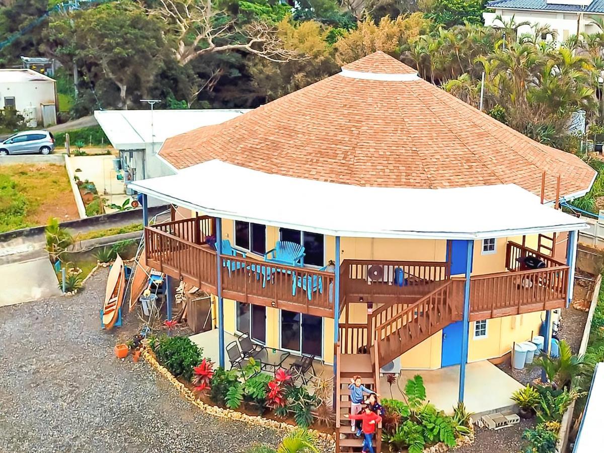 Island Breeze - Round House With Bbq - Wooden Hot Tub - Beach 恩纳 外观 照片